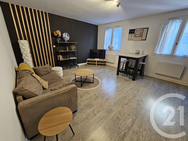 Appartement T2 à louer - 2 pièces - 42.0 m2 - CHATEAUROUX - 36 - CENTRE - Century 21 Adressimmo