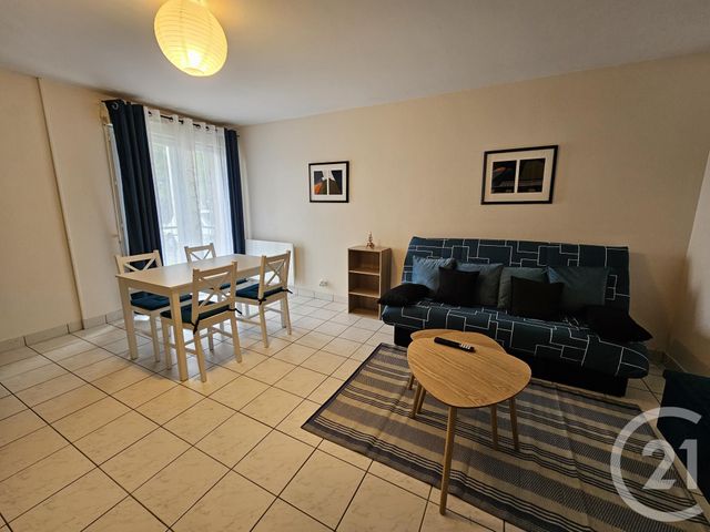 Appartement F2 à louer - 2 pièces - 36.72 m2 - CHATEAUROUX - 36 - CENTRE - Century 21 Adressimmo