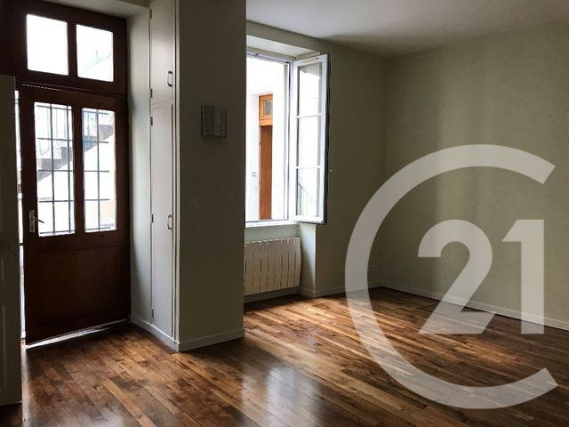 Appartement à louer - 2 pièces - 47.73 m2 - CHATEAUROUX - 36 - CENTRE - Century 21 Adressimmo