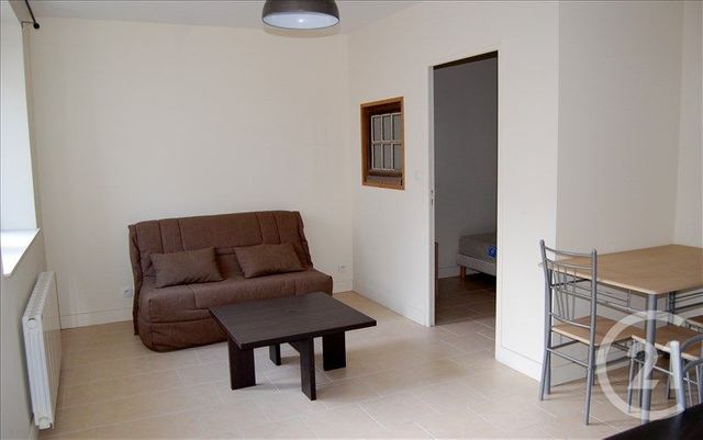 Appartement à louer - 2 pièces - 30.0 m2 - CHATEAUROUX - 36 - CENTRE - Century 21 Adressimmo