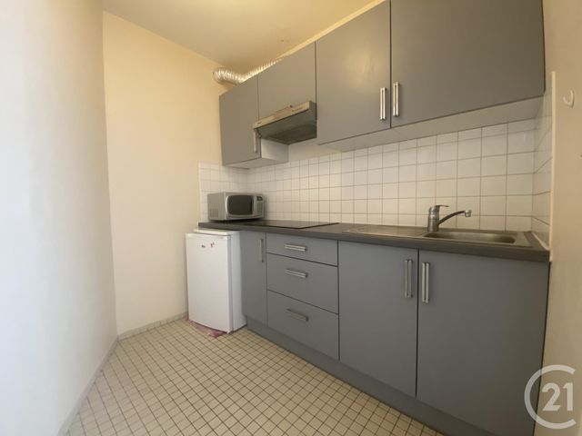 Appartement Studio à louer - 1 pièce - 31.8 m2 - CHATEAUROUX - 36 - CENTRE - Century 21 Adressimmo